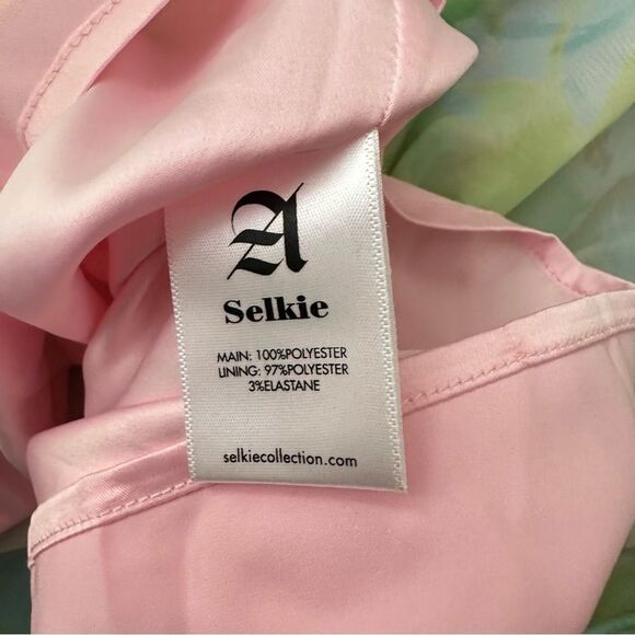 Selkie Maison Amory Ruffle Romance Ruffle Midi Dress| M - Picture 11 of 11